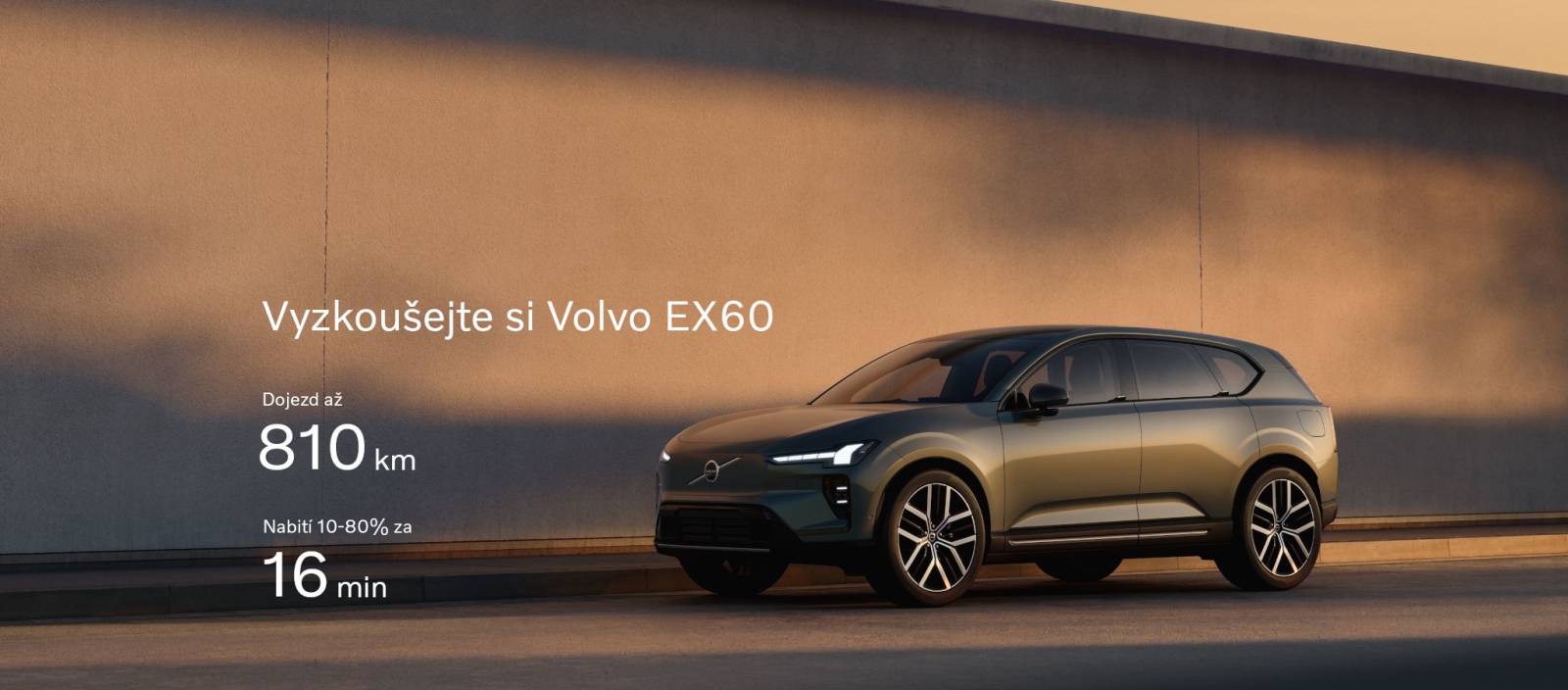 Volvo EX60 čekající na testovací jízdu